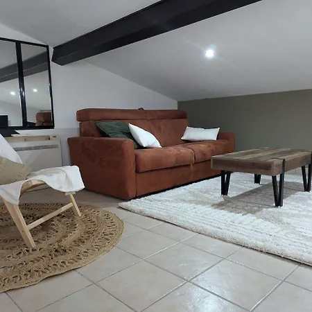 T2 Apartment
