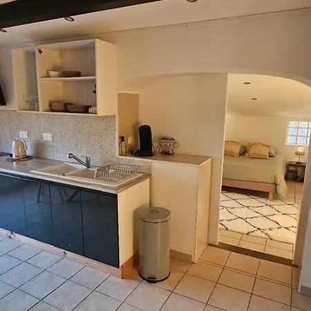 Apartment T2 *
